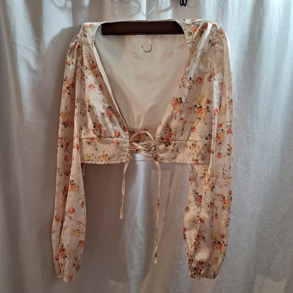 Cider floral blouse open back size small - Picture 4 of 5